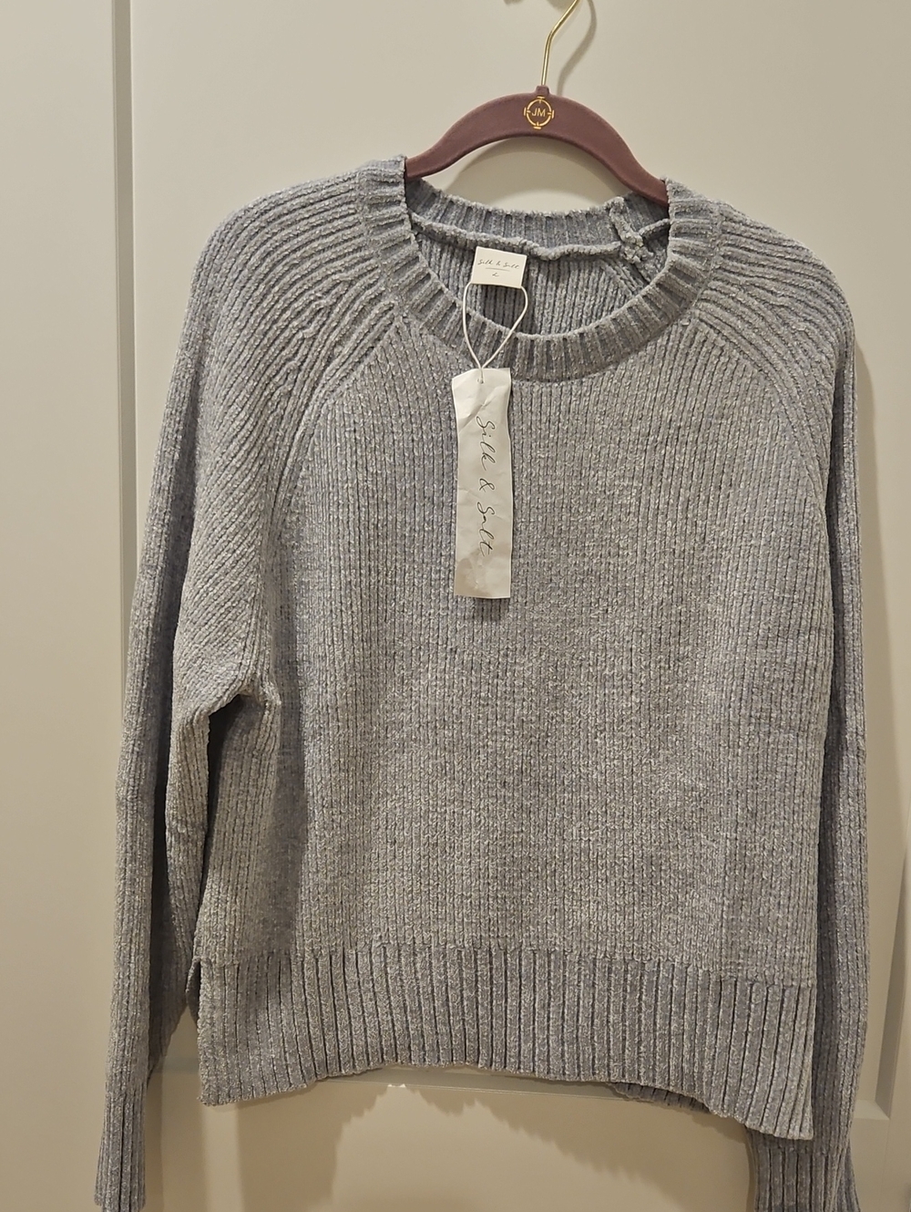 Sweater - Picture 8 of 10